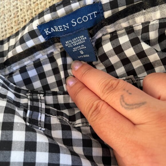 Karen Scott Gingham Capri Pants - Picture 5 of 5